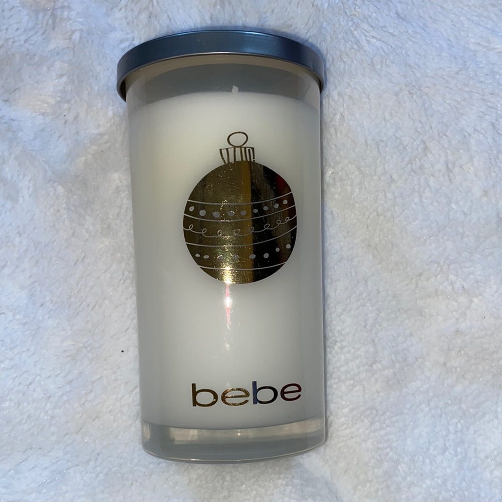 Holiday season candle